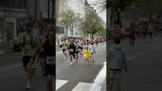 Best part of marathon. #parismarathon #marathon #paris #france #running #travel #highfives