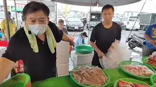 高雄蚵仔寮興爸客海鮮叫賣