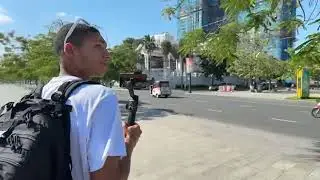 FREELOCATED tries HAPPY PIZZA in phnom penh CAMBODIA!🇰🇭 🍕🍃