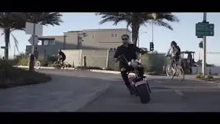 Best Fat Tire Scooter: eMotive Breeze - 1500W, Bluetooth Speakers, Lithium