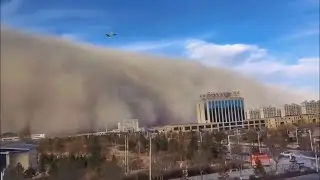 China's sky turns orange! Sand storm strikes Beijing and several Northern provinces