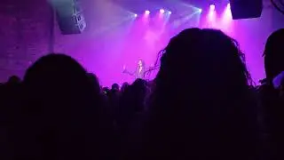 qendresa - be mine (Live in LDN)