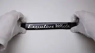 Эмблема Executive white для Toyota
