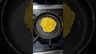 Smooth juicy scrambled eggs #shorts #shortsfeed