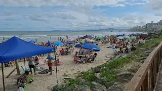 Praia Gravatá..Cheio demais para festa de Ano Novo..Navegantes SC