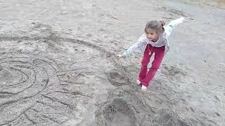 McKell kids sand creations