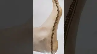 Easy Trending feet Mehndi Design🤩| Legs Mehndi Designs for girls😘#shorts#legmehndi #feetmehndidesign