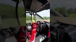 Des shredding hot laps in Honda&rsquo;s Baja Champ UTV! 🥵#utv