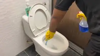 Bathroom Cleaning And Toilet Cleaning