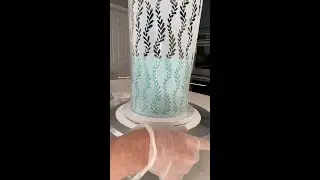 Stencil your cake with Edible Glitter | Bakell&reg;