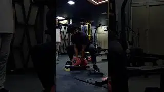 SQUATS🤬#sumo#squats#motivation#explorepage#trending#facts#subscribe#viralshorts#twitch#explore#short