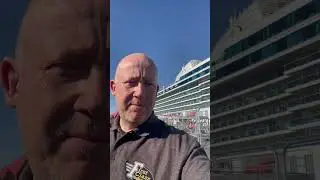 Belfast Causeway Tours visits The Oceana Vista In Belfast Northern Ireland 04th September 2023￼