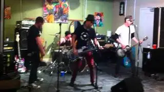 Rough On Rats - Finding Out (Live @ Suddenly Samantha)