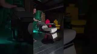 Futuristic Barber Chair | Modern Salon Innovation