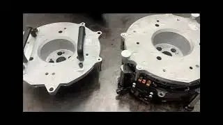 How to replace fly wheel oil seal on mercedes benz S500 GLS 450 CLS 450 M256 engine #mercedes #m256