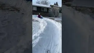DIY SNOW SLIDES #3 FRONT YARD🇨🇦🇨🇦