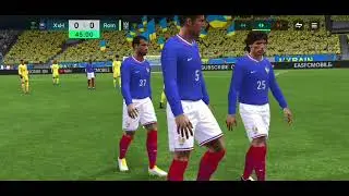 Zinedine Zidane in fc mobile 🇫🇷 playing with his 2x sons Lucas and Theo Zidane. #fcmobile #zidane 