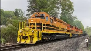 Catching my first Buffalo & Pittsburgh train & NS trains in Grapeville PA with an executive BNSF MAC