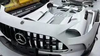 Mercedes Benz AMG GT refits Black Series large aerodynamic kit