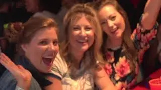 Charlotte  |  1990s Bar Crawl with Bar Crawl Live