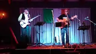Mick Mathews & Trevor Muller perform at TJs acoustic music club March 2017 2