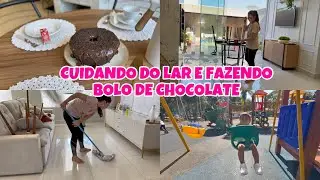 FIZ BOLO DE CHOCOLATE BEM CHOCOLATUDO + LAVEI O CHÃO E PARQUINHO 