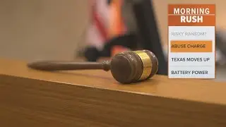 Texas public defender charged while having relationship with inmate, disclosing victim information
