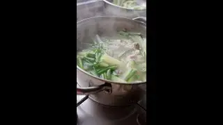 Vietnamese Pork Spare Rib Soup with Chayote Squash (Canh Suon Su Su)