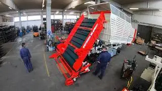 De Pietri Harvest-loader FR148 Special Assembling Timelapse