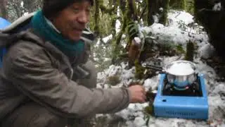 making ice tea at Kongto mountain of Pip sorang circle kra Daadi #arunachalpradesh #adventure