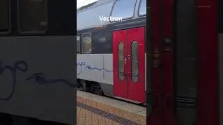 DSB Vectron leaving Copenhagen central station #train #trainspotting #vectron #dsb #copenhagen