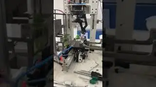 Fully automatic plastic bottle cutting machine, cans, cola soda bottles, customized by our customers