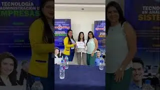 Entrega de Becas al 100%
