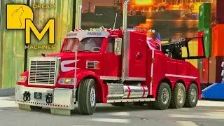 AWESOME RC TOW TRUCK ACTION SUPER WRECKER FREIGHTLINER HEAVY RECOVERY BIG RESCUE