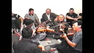 Halil Adem shala Arber Jetullahu Muhamet Bajra ma von vjen edhe Fatmir Bajra. Me 31.07.2004.Gezimi