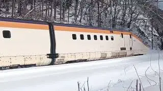 2026年1月 晴れの板谷峠　山形新幹線E8
