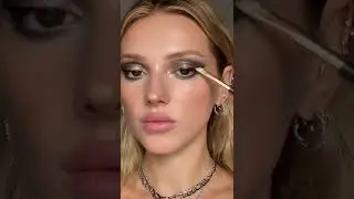 Danielle Marcan - the eyeshadow palette looks so yummy