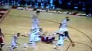 explosive dunk by Sek Henry