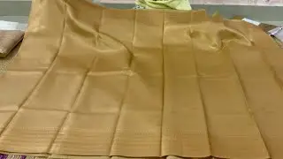 #unboxing #saree #goldsaree #softsilk #easydrape #trendingsarees #silksaree 