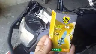 Instalando lâmpada de LED H4 na Pop 100