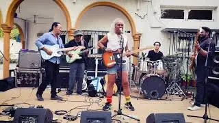 Can't  help falling in love - LOU MAJAW & FRIENDS