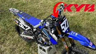 J'installe un kit KYB factory 🟤sur ma moto !