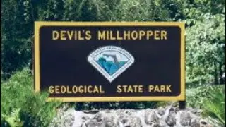 Hiking Devil&rsquo;s Millhopper Geological State Park in Gainesville, Florida