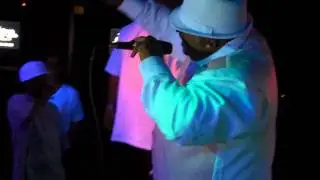 Devitto's blacklight show
