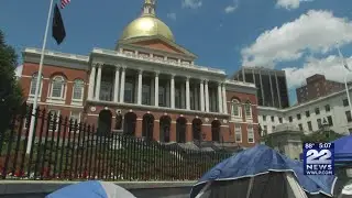 Immigrant licenses camp out