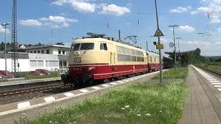 103 113 mit Kanzlerwagen und Clubwagen