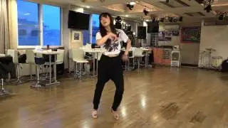 Salsa dance solo 
