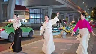 Lhatso, Baihe Lhamo, Kelsang Choedon《Love In Golden Valley》拉措、白鹤拉姆、格桑曲珍《金色山山谷里的缘》