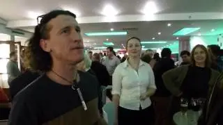 Bas and the Umbies' David singing