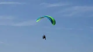 Sean Symons paramotor landing approach